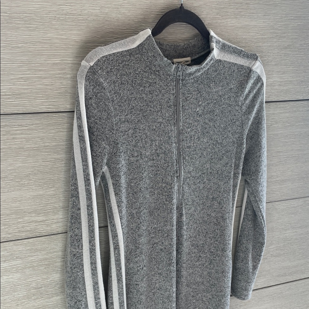 Athletic Maxi Dress - Grey & White Long Sleeve Zip Front